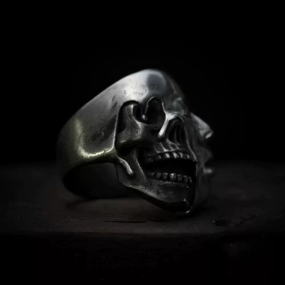 "Painted Skin" skull ring
