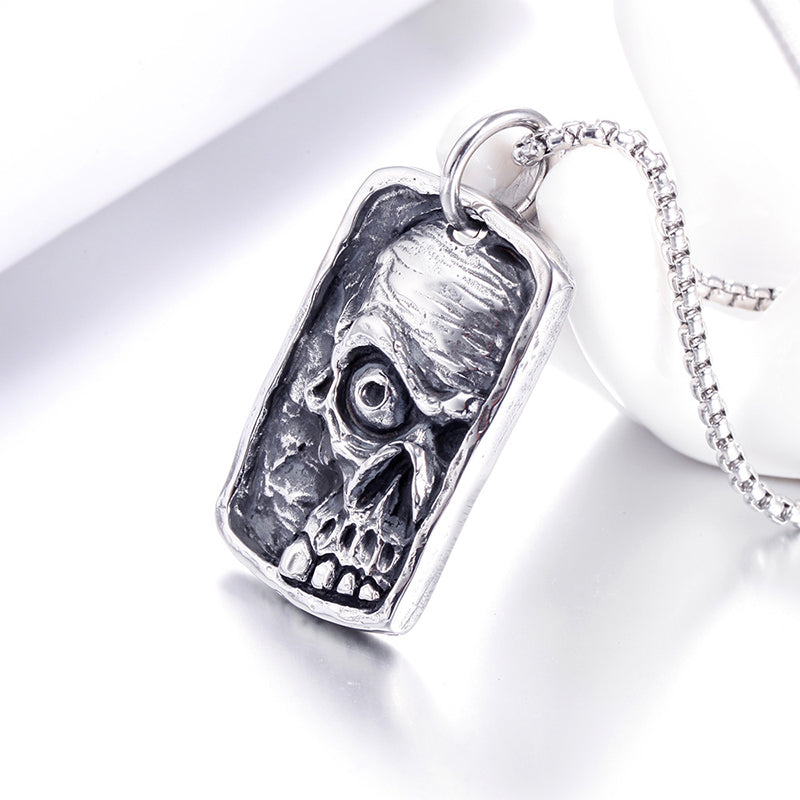 skull nameplate necklace