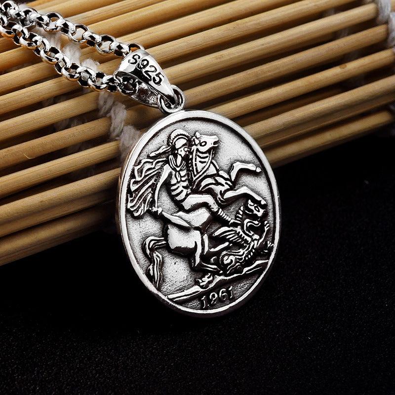 Queen Portrait Pendant
