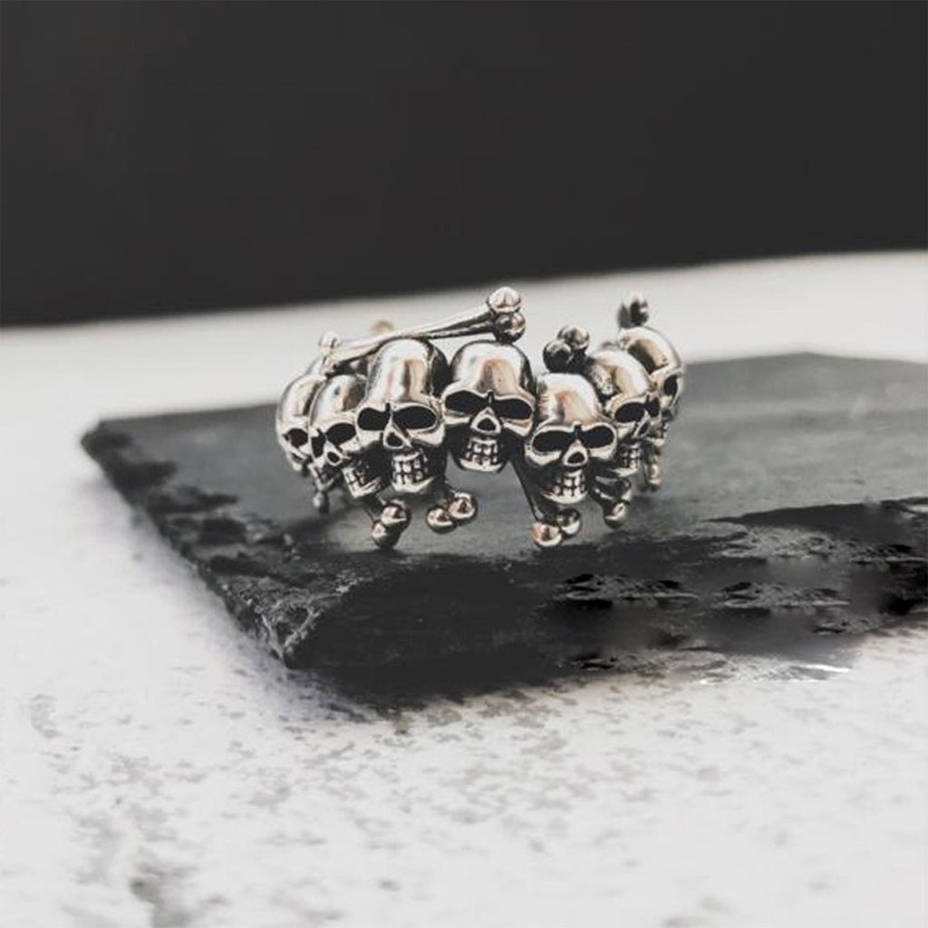 skull ring