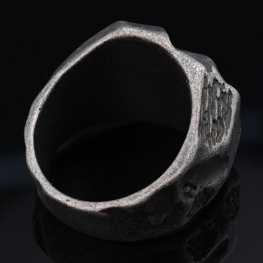 Meteorite style ring