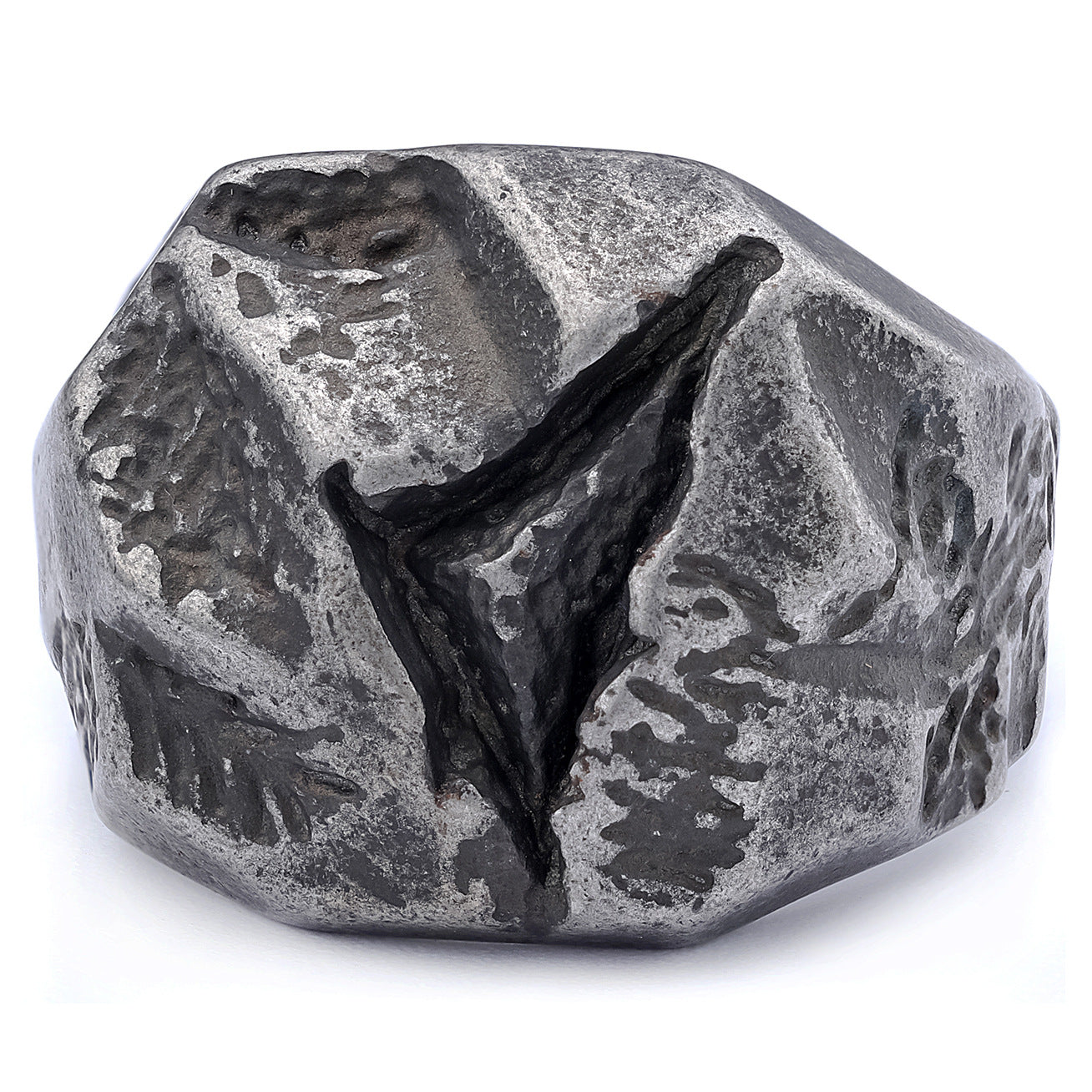 Meteorite style ring