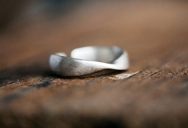 Simple Twist Matte Ring 925 Silver