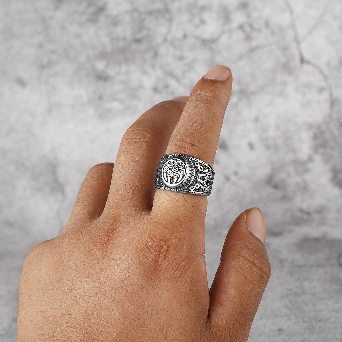 Bear Paw Viking Ring
