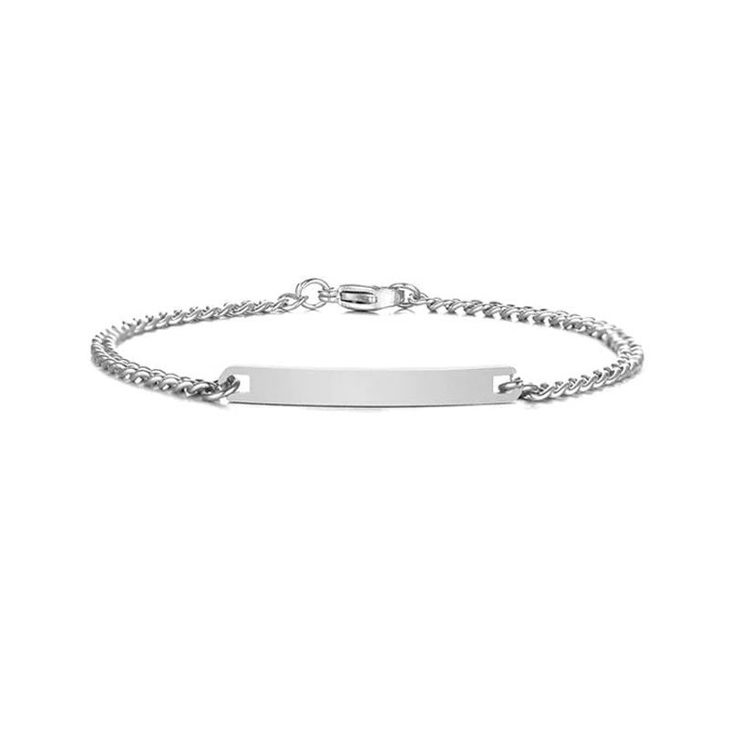 Customized nameplate bracelet
