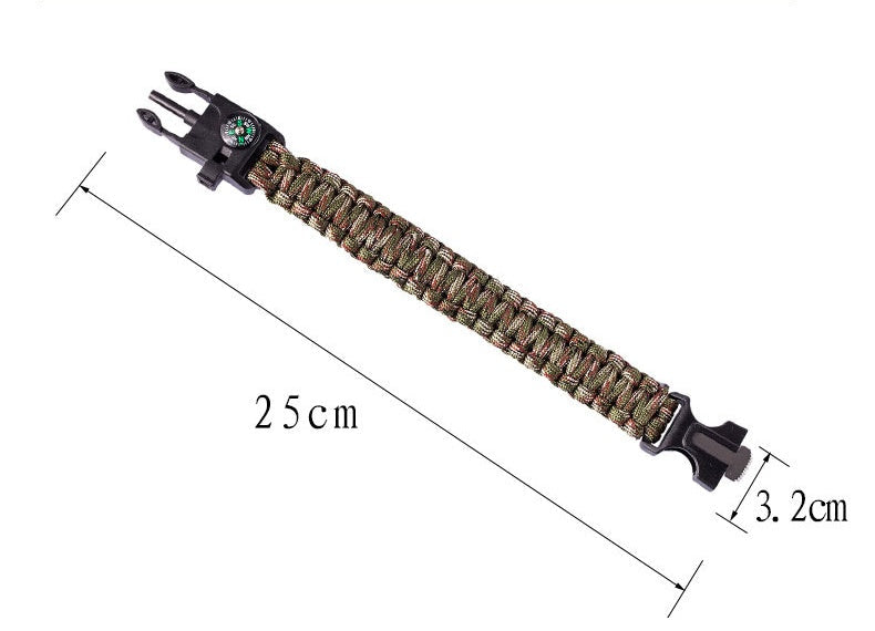 Multifunctional paracord bracelet