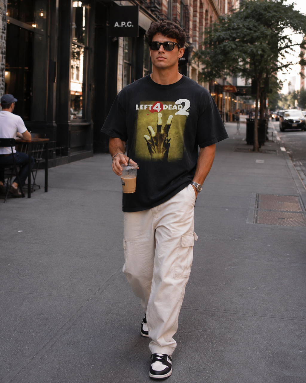Men's Zombie Outbreak Vintage Graphic Tee – Retro Horror Streetwear T-Shirt