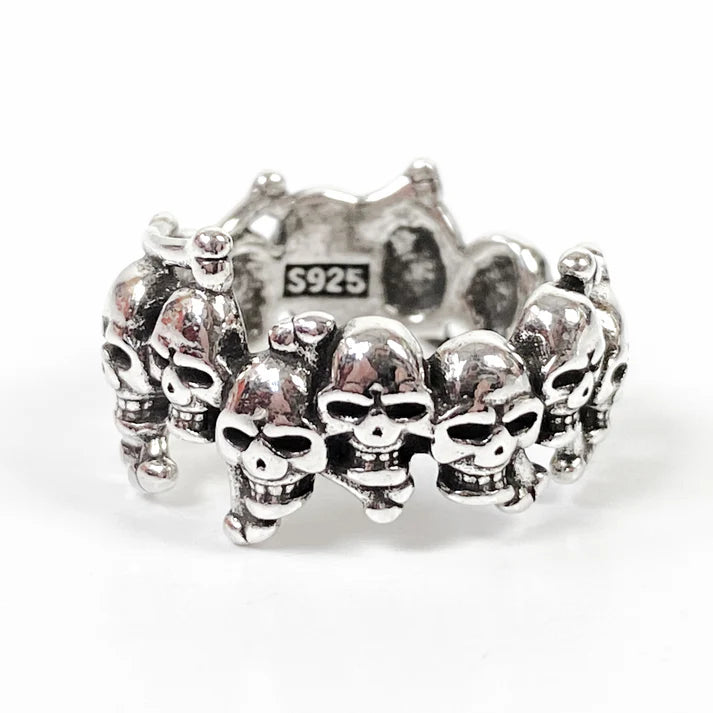 skull ring