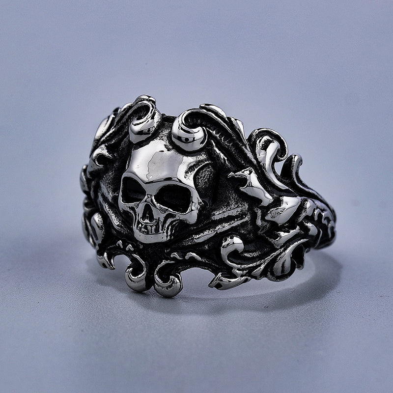 "Death Symphony" Retro Dark Skull Ring