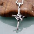 Moving skull cross necklace