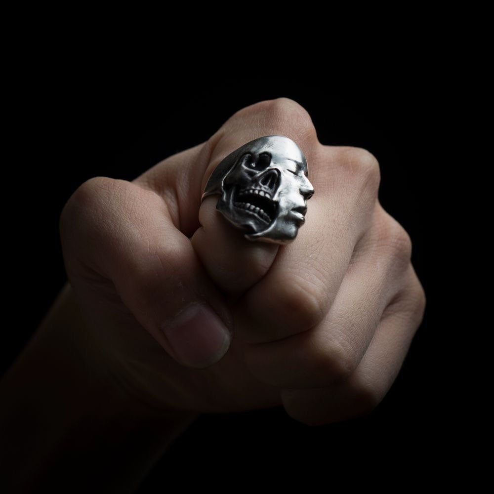 "Painted Skin" skull ring