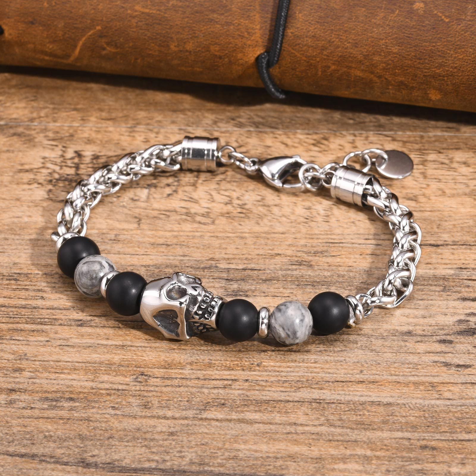 Skull Agate Bracelet