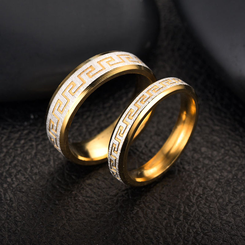 Textured design ring