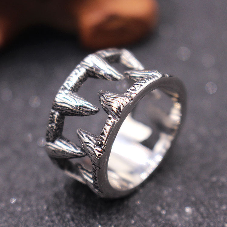 Soul-Eating Fang Ring