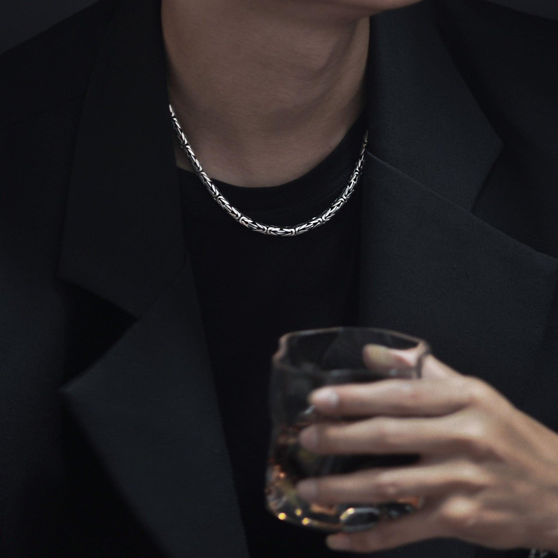 Silver Sailor's KnotNecklace