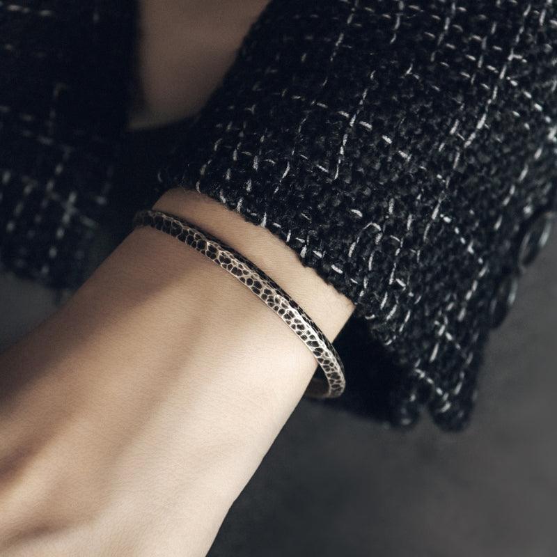 Vintage concave convex texture fine Bracelet