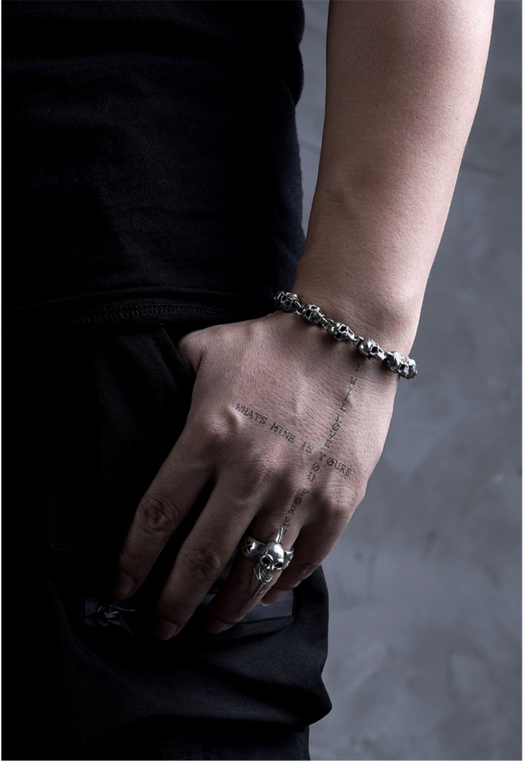 Skull bracelet