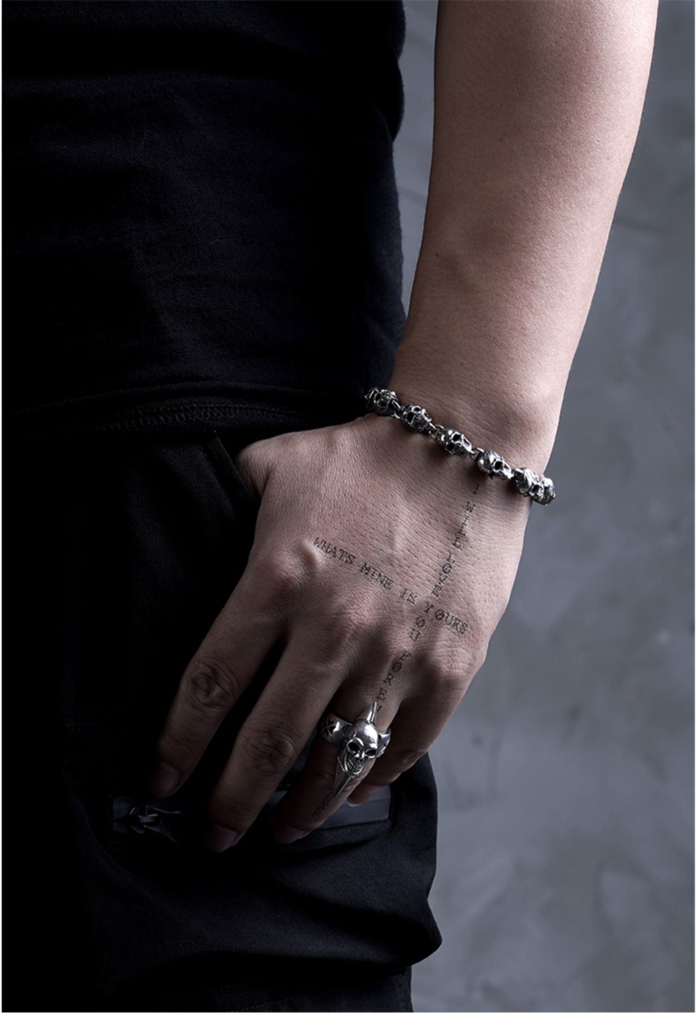 Skull bracelet