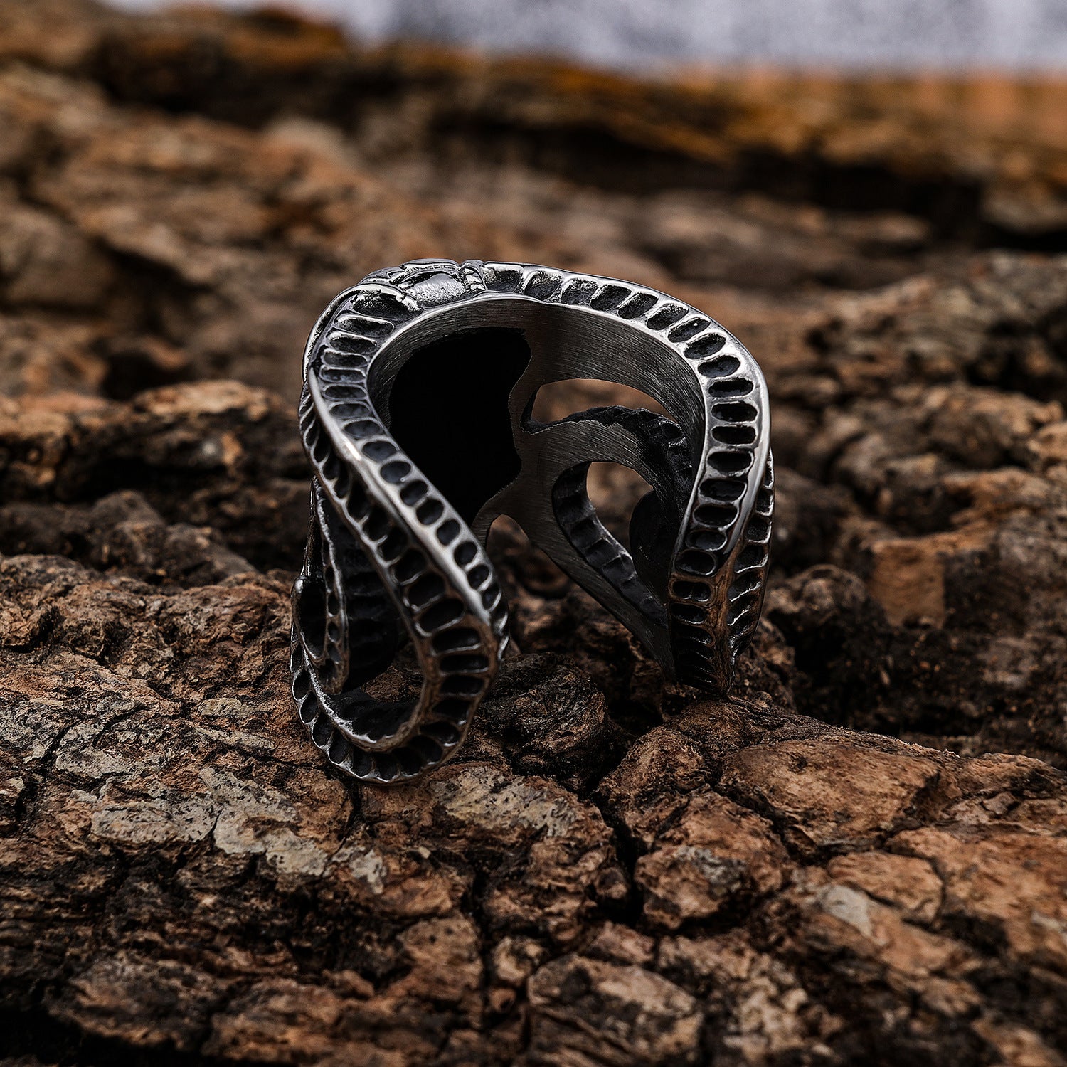 Sheep head skull ring