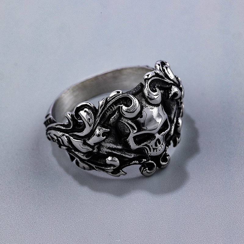 "Death Symphony" Retro Dark Skull Ring