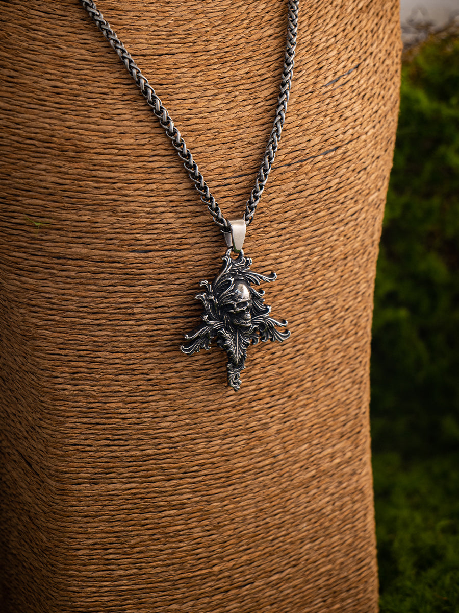 Gothic Skull Pendant Necklace