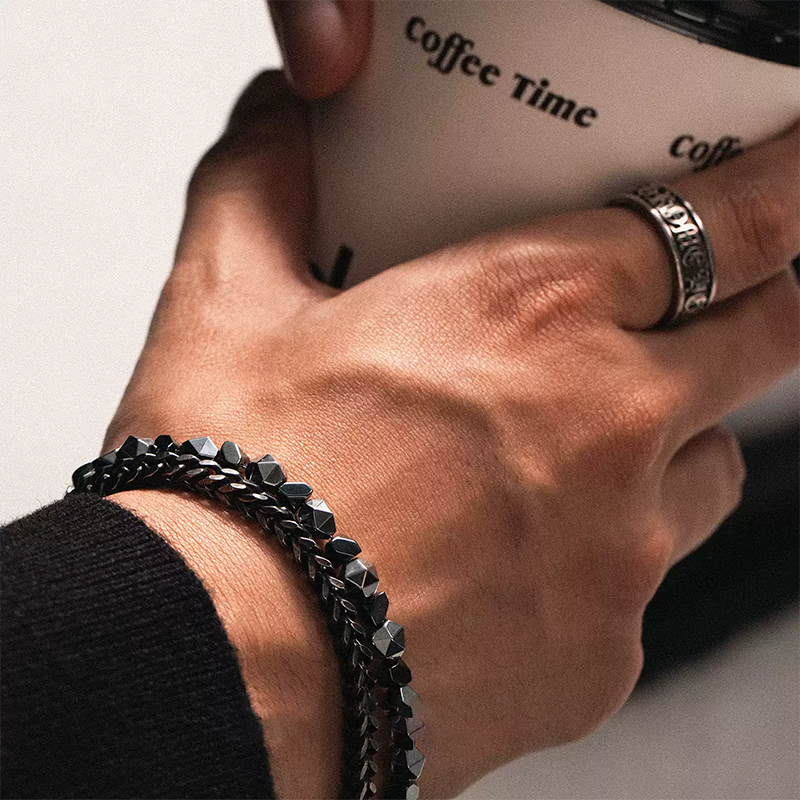 Men's stylish personalized bracelet