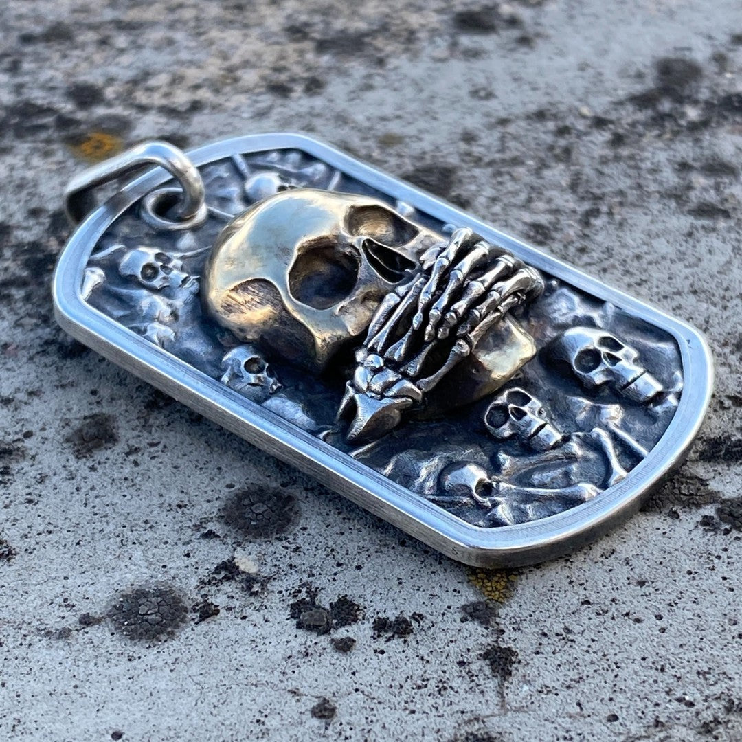 Skull tag necklace